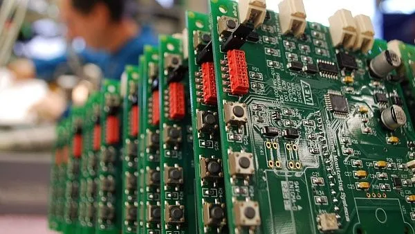 Как снизить налоги до 8% и получить льготы через реестр Минпромторга: руководство от Торгс